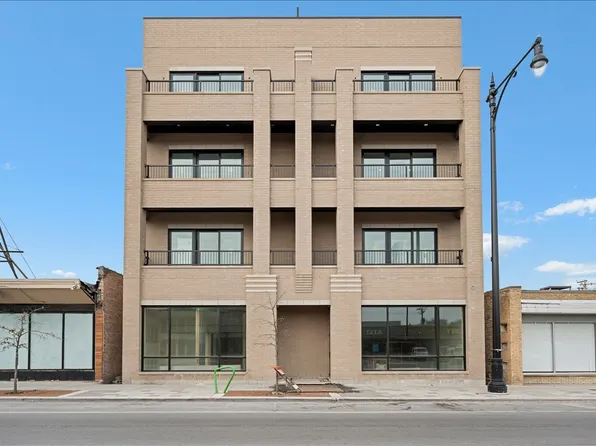 5340 N Lincoln Ave #303, Chicago, IL 60625