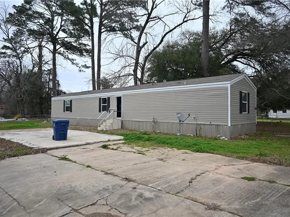 828 Magnolia St, Simmesport, LA 71369