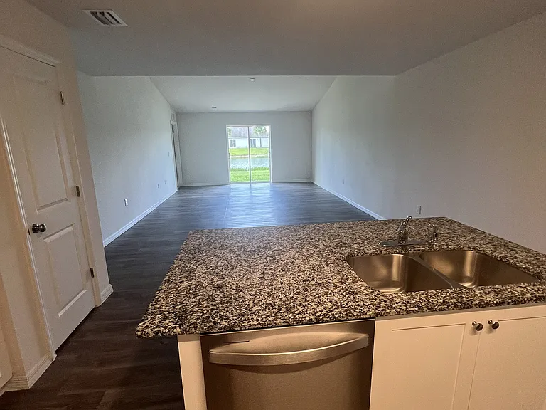 9114 Aegean Cir — Photo 8