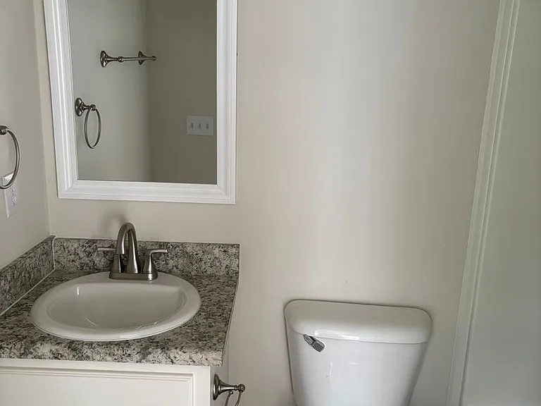 2863 Rome Ln — Photo 17