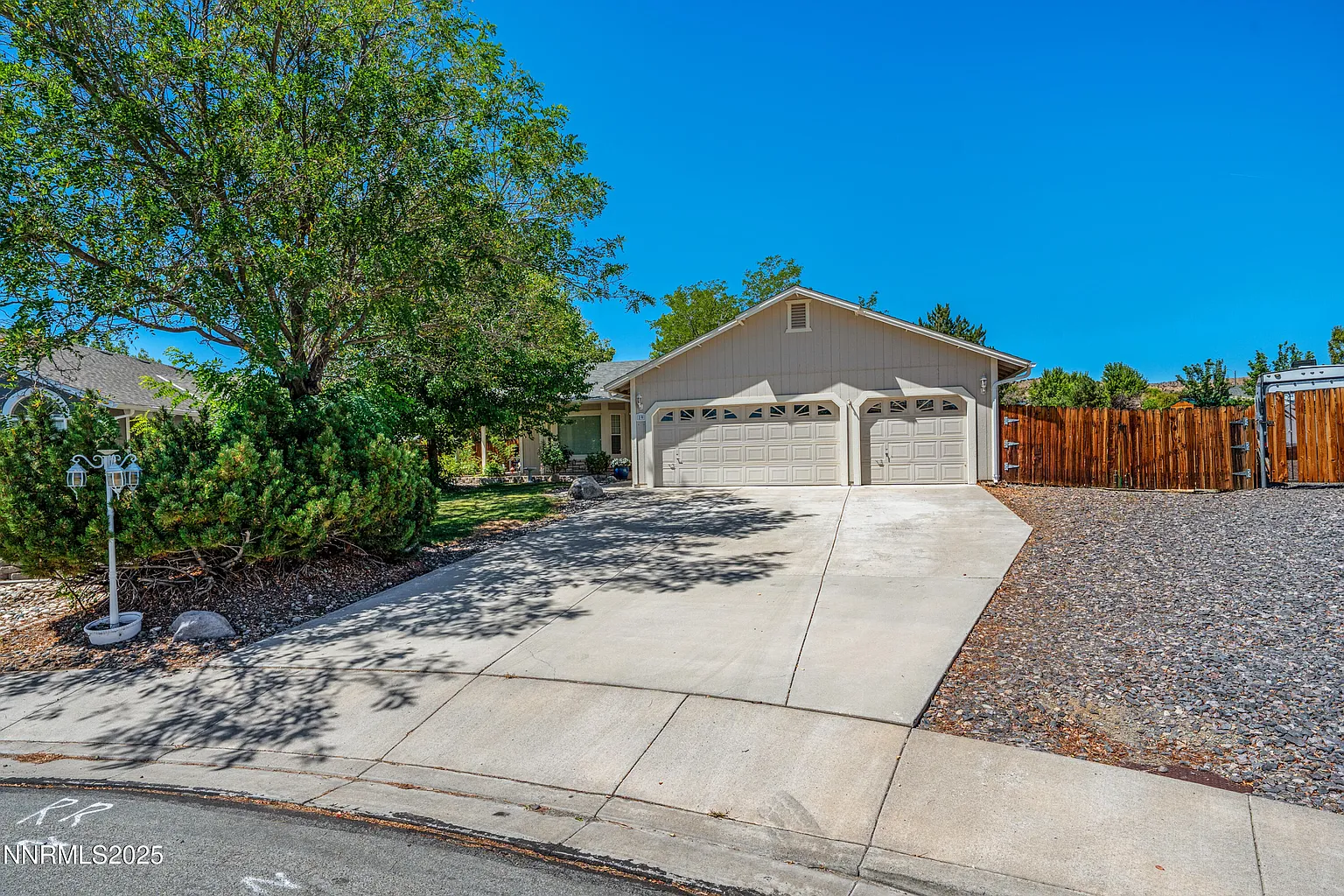 19 Canary Ct photo 1