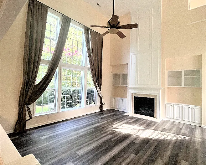 412 Howard Grove Pkwy — Photo 5