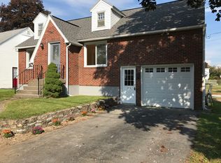 1876 Elizabeth St, Schenectady, NY 12303