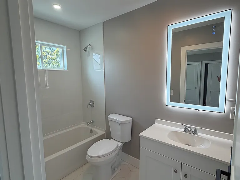 86 Lynch St #1 — Photo 1