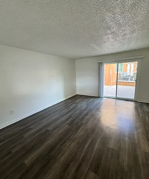 Highland Park Apartments — Photo 7