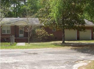 305 Alexander St, Walterboro, SC 29488