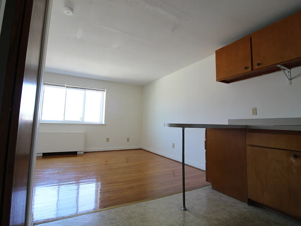 493 Tolland St #D11