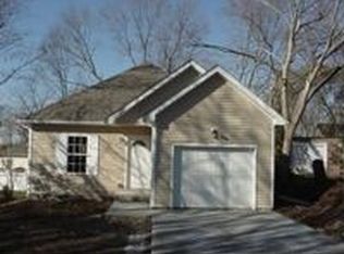 108 Robertson Ln, Danville, KY 40422