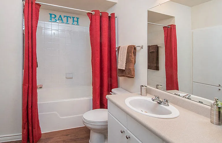 Arboleda Apartment Homes — Photo 18