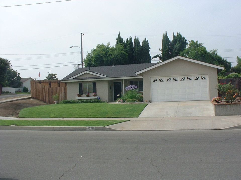 1st image of 1028 E Buoy Ave