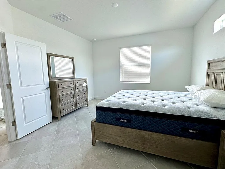 8225 Shore Lake Dr — Photo 7