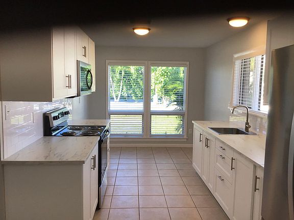 4th image of 3699 Margina Cir