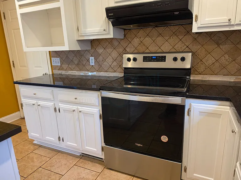 6 Woodlore Ct — Photo 12