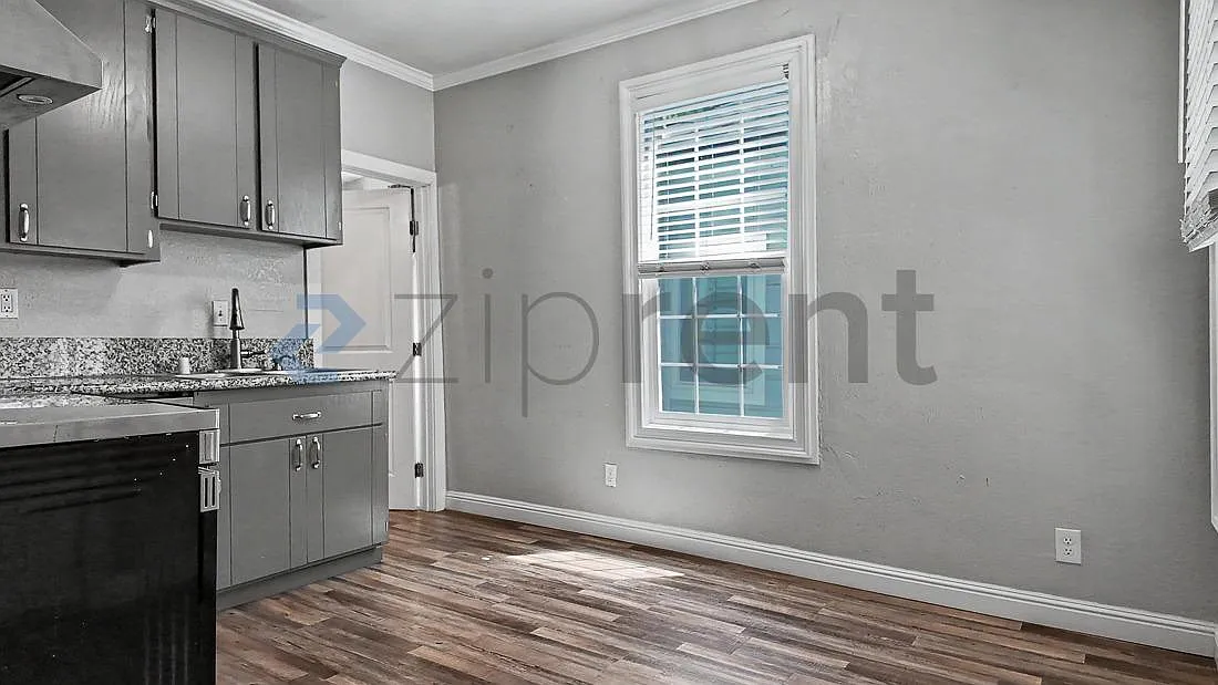 1 bed, 600 sqft, $1,595 — Photo 2