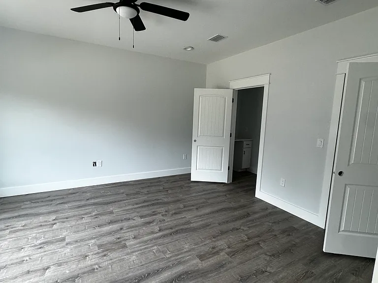 5136 Hagin Dr — Photo 9