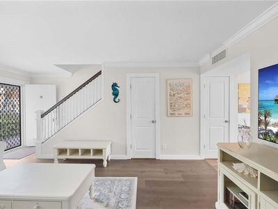 1222 Gordon Dr APT 15, Naples, FL, 34102