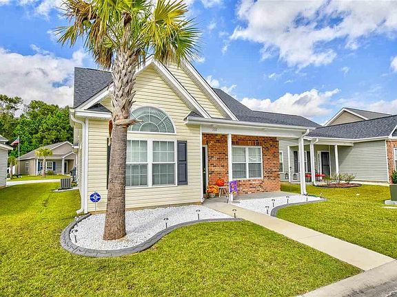 3rd image of 107 Palm Cove Circle