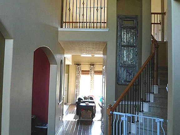 3rd image of 2822 Helding Park Ct