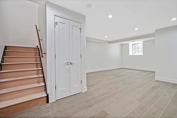 Sold by Daniel Gale Sotheby's International Realty | media 13