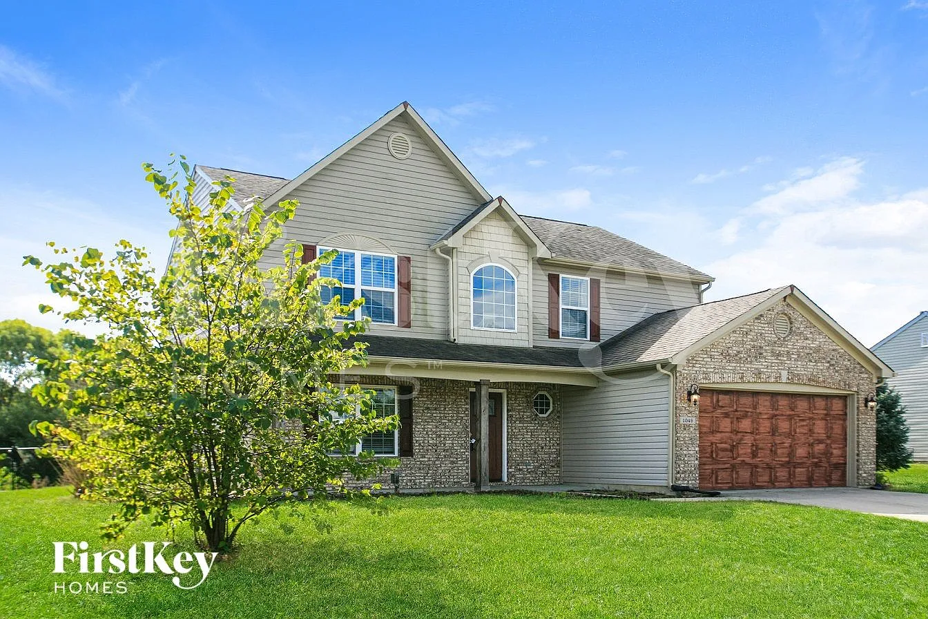 4 bed, 2.5 bath, 2022 sqft, $2,270 — Photo 2