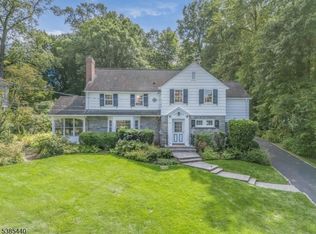 62 Beekman Rd, Summit, NJ 07901