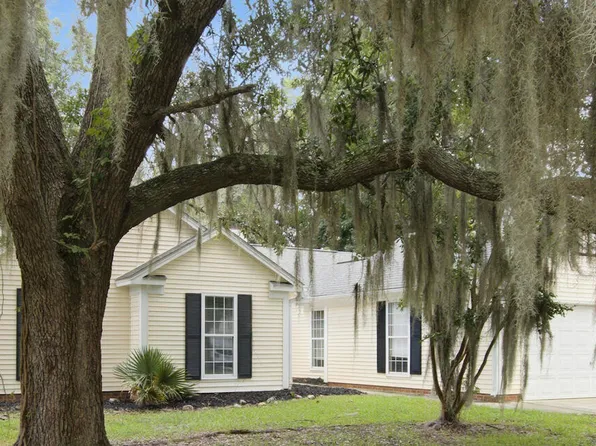 201 Smithfield Ave, Summerville, SC 29485