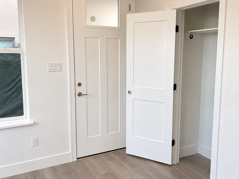Coat closet
