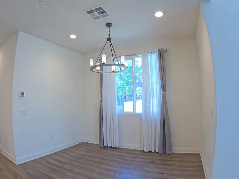 1st room, dinning area