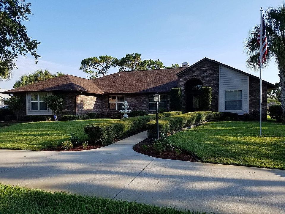 Circle driveway/entry