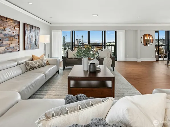 320 Melrose Avenue E #704, Seattle, WA 98102