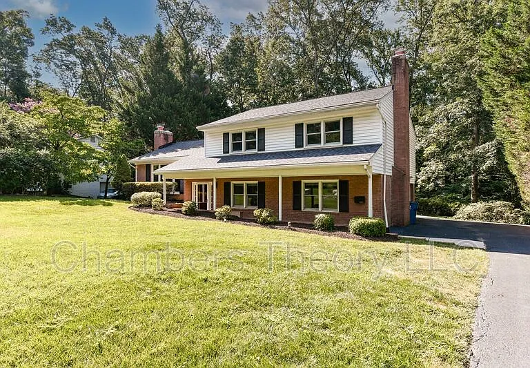 9205 Hamilton Dr — Photo 1