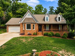 1010 Ash Cir, La Vergne, TN 37086