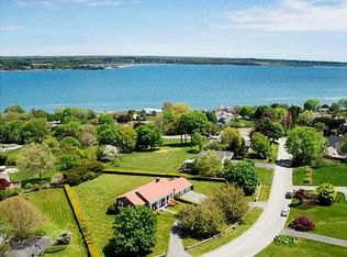 140 Adams Dr, Portsmouth, RI 02871