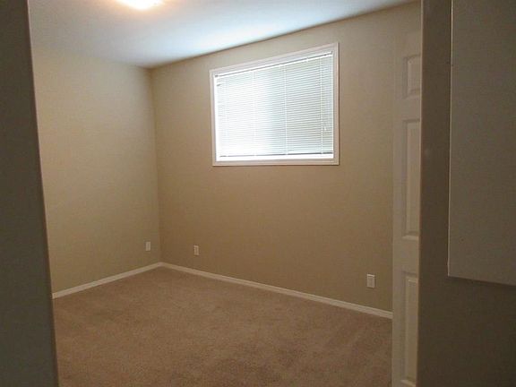 5th image of 4729 18th St #50