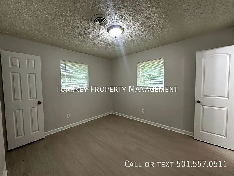 202 Rita Dr — Photo 7