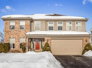 44 Highland Rd, Grayslake, IL 60030