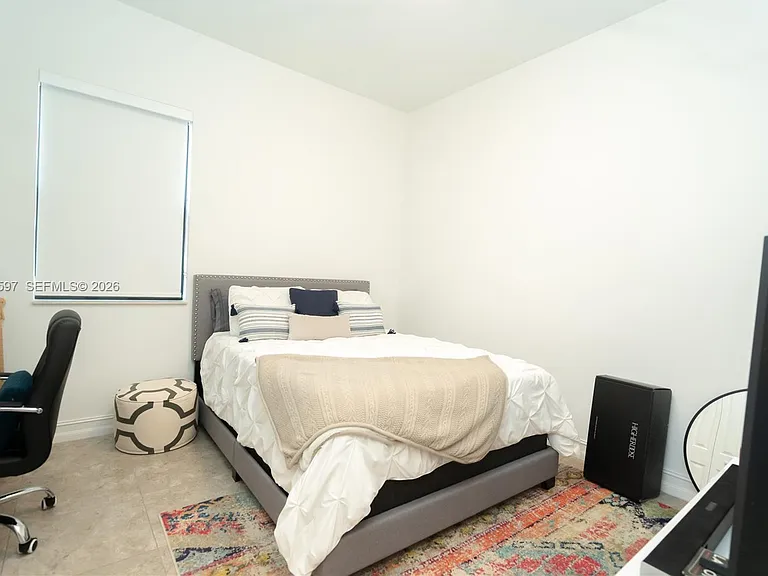 11826 SW 13th Ct — Photo 32