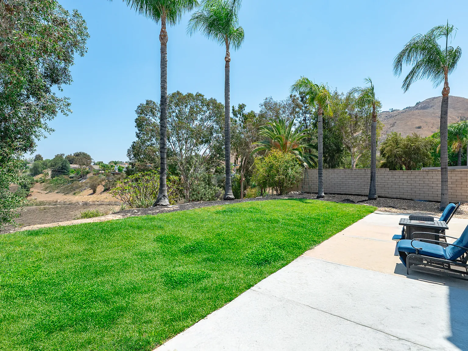 4 bed, $5,500 — Photo 4