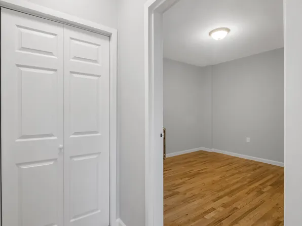 2410 Davidson Avenue image 8 of 11