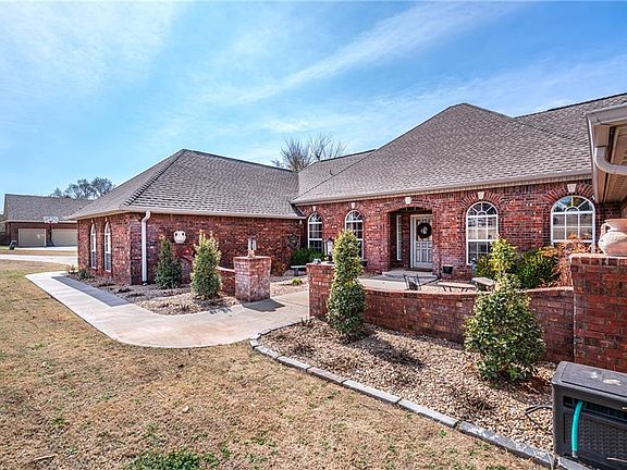2nd image of 10601 Crystal Creek Dr