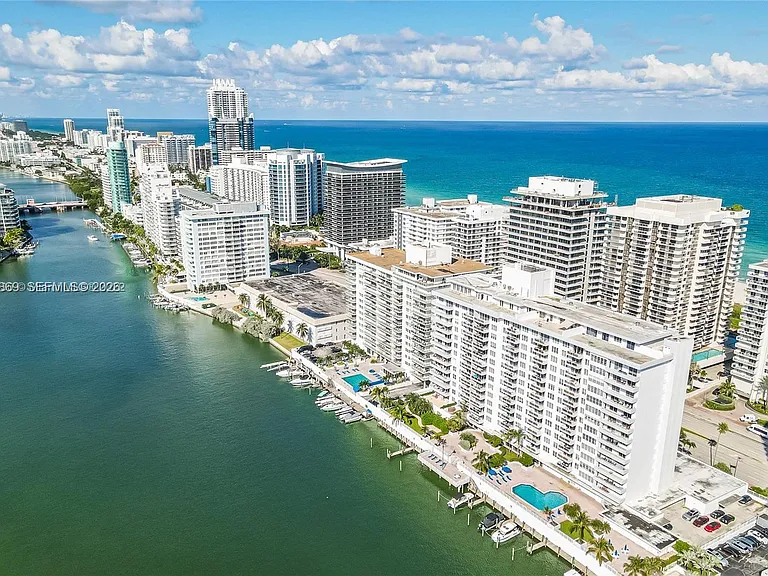 5700 Collins Ave #15D — Photo 1