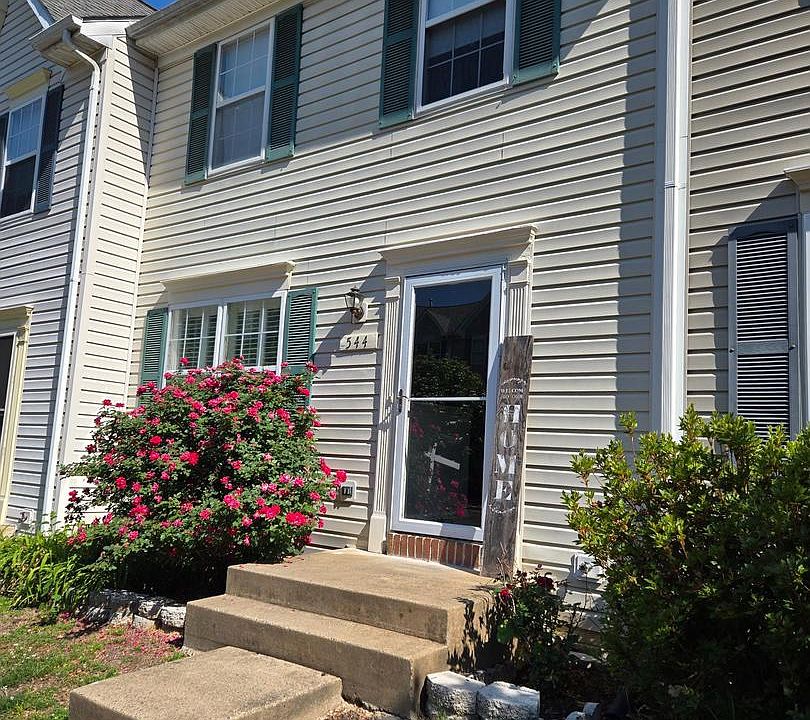 1st image of 544 Highland Towne Ln