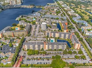 1770 NE 191st St APT 301-1, North Miami Beach, FL 33179