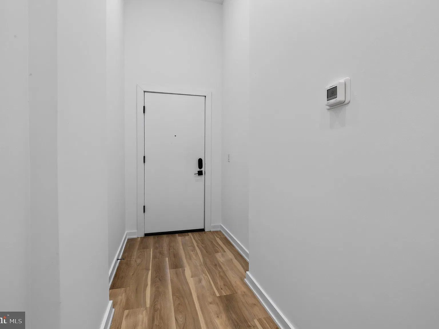 1 bed, 1.0 bath, 600 sqft, $1,795 — Photo 3