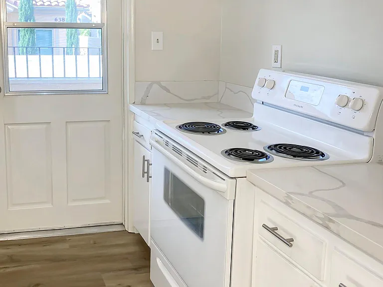 623 North Monterey Street — Photo 11