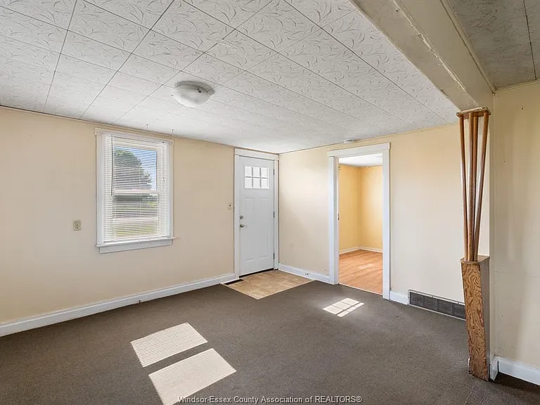 9700 Walker Rd — Photo 14