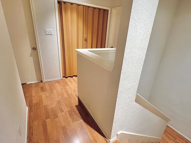 925 Jamie Dr — Photo 29