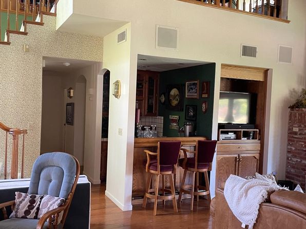 13925 E Shaw Ave, Sanger, CA 93657