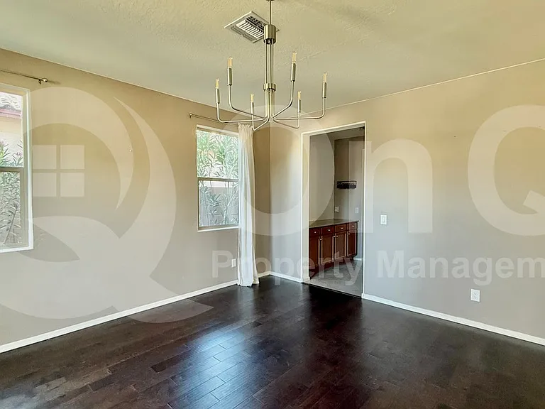 22933 E Silver Creek Ln — Photo 9