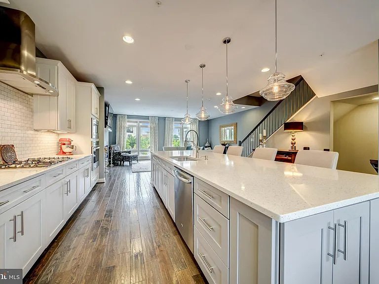 1521 Ribbon Limestone Ter SE — Photo 10